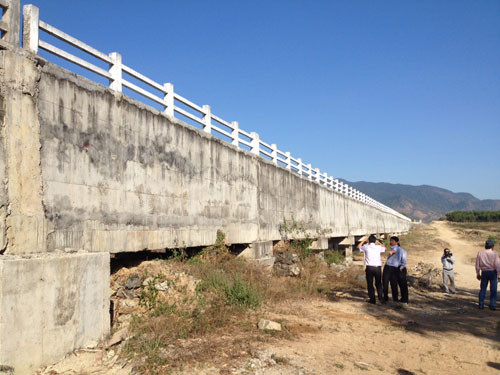 Cầu máng số 3 dẫn nước từ hồ Sông Dinh 3 (Hàm Tân)