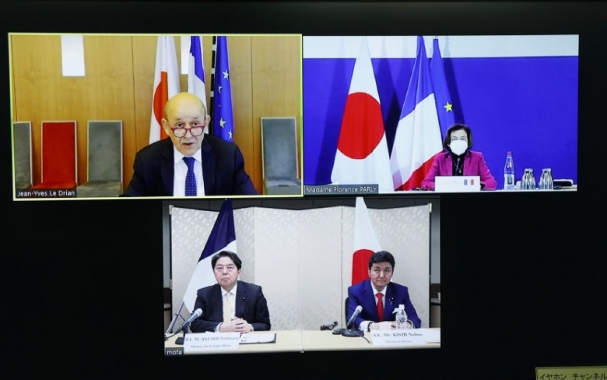 Các bộ trưởng ngoại giao và quốc phòng của Pháp và Nhật Bản họp trực tuyến. Ảnh: AP.