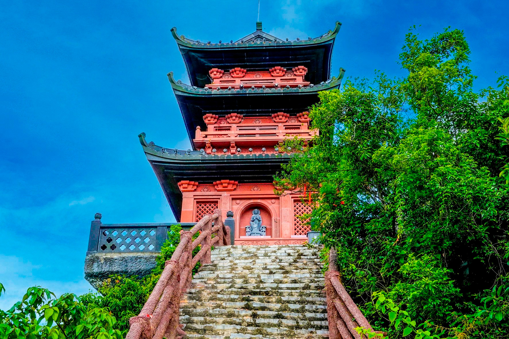 Mục sở thị ngôi chùa lớn nhất Việt Nam