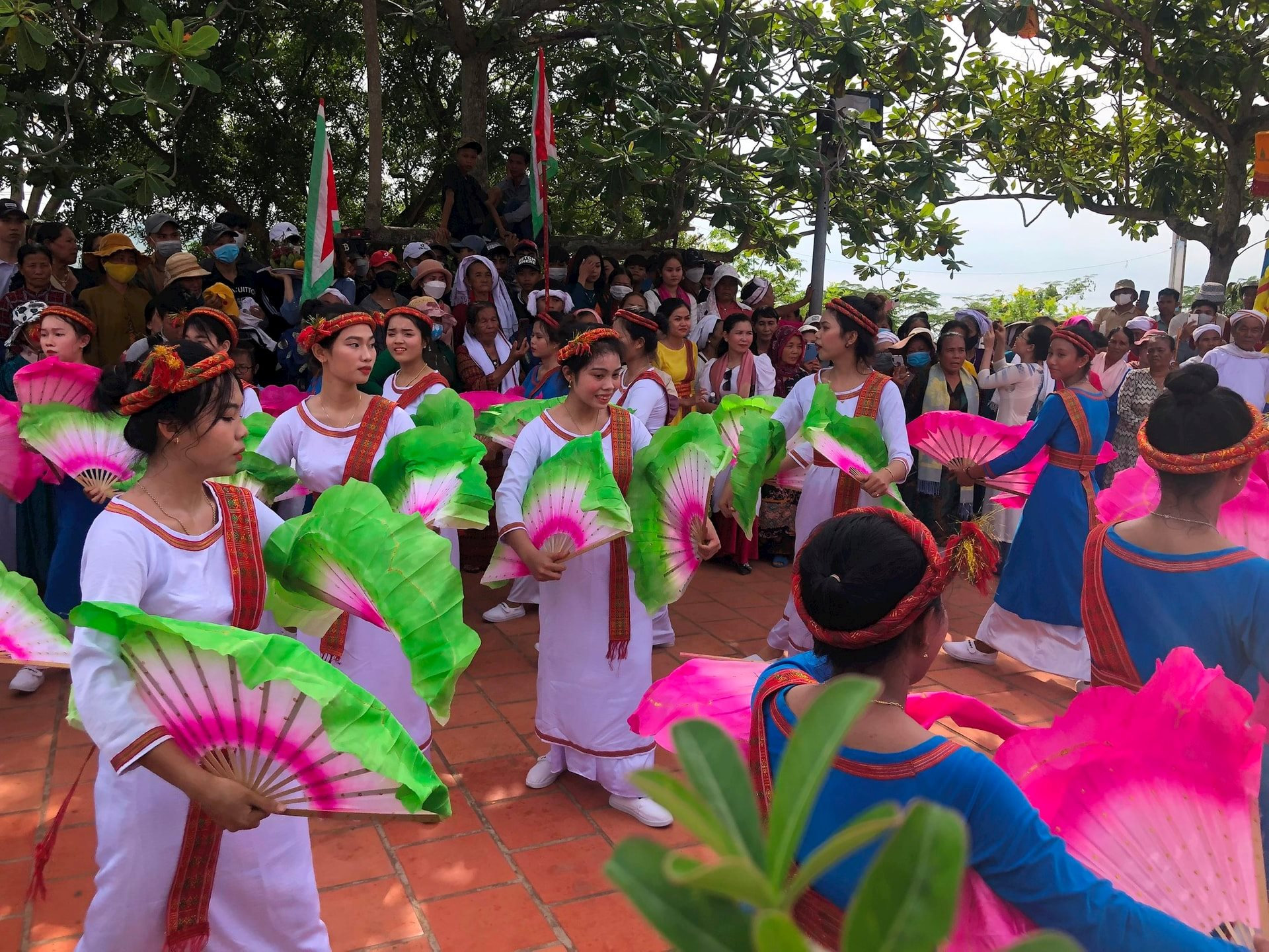 Cham Brahman people in Binh Thuan get ready for an attractive Kate festival 2024