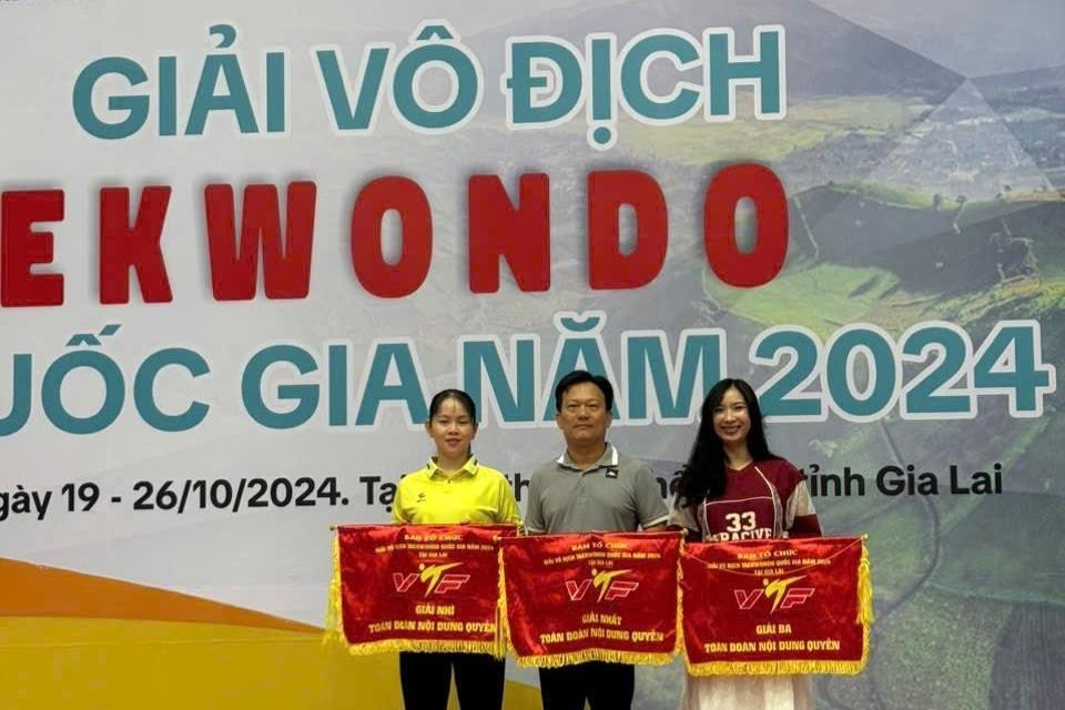 
Bình Thuận xếp thứ hạng nhì nội dung quyền Giải Taekwondo toàn quốc