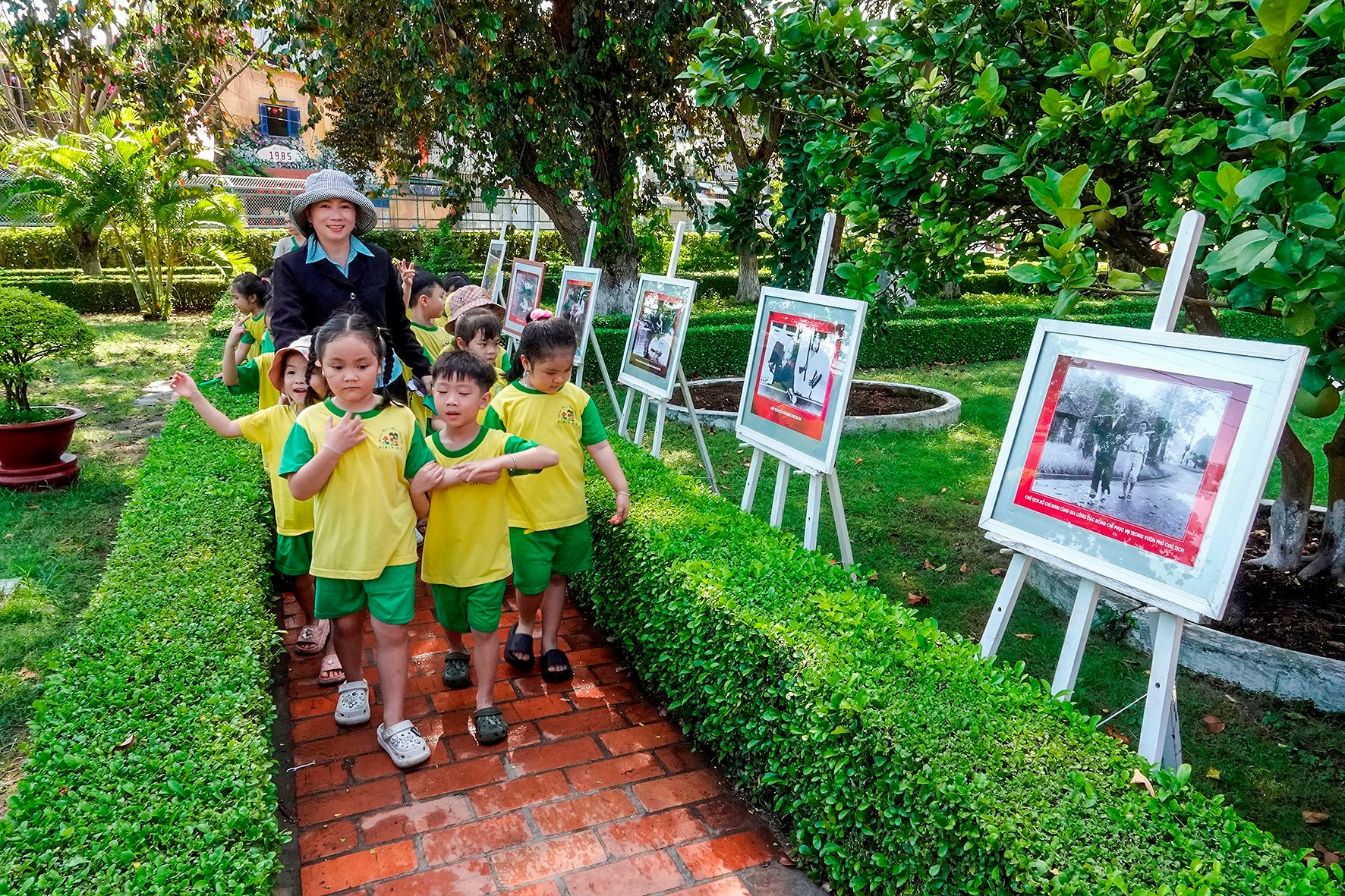 hoc-sinh-tham-quan-truong-duc-thanh-anh-n.lan-.jpg