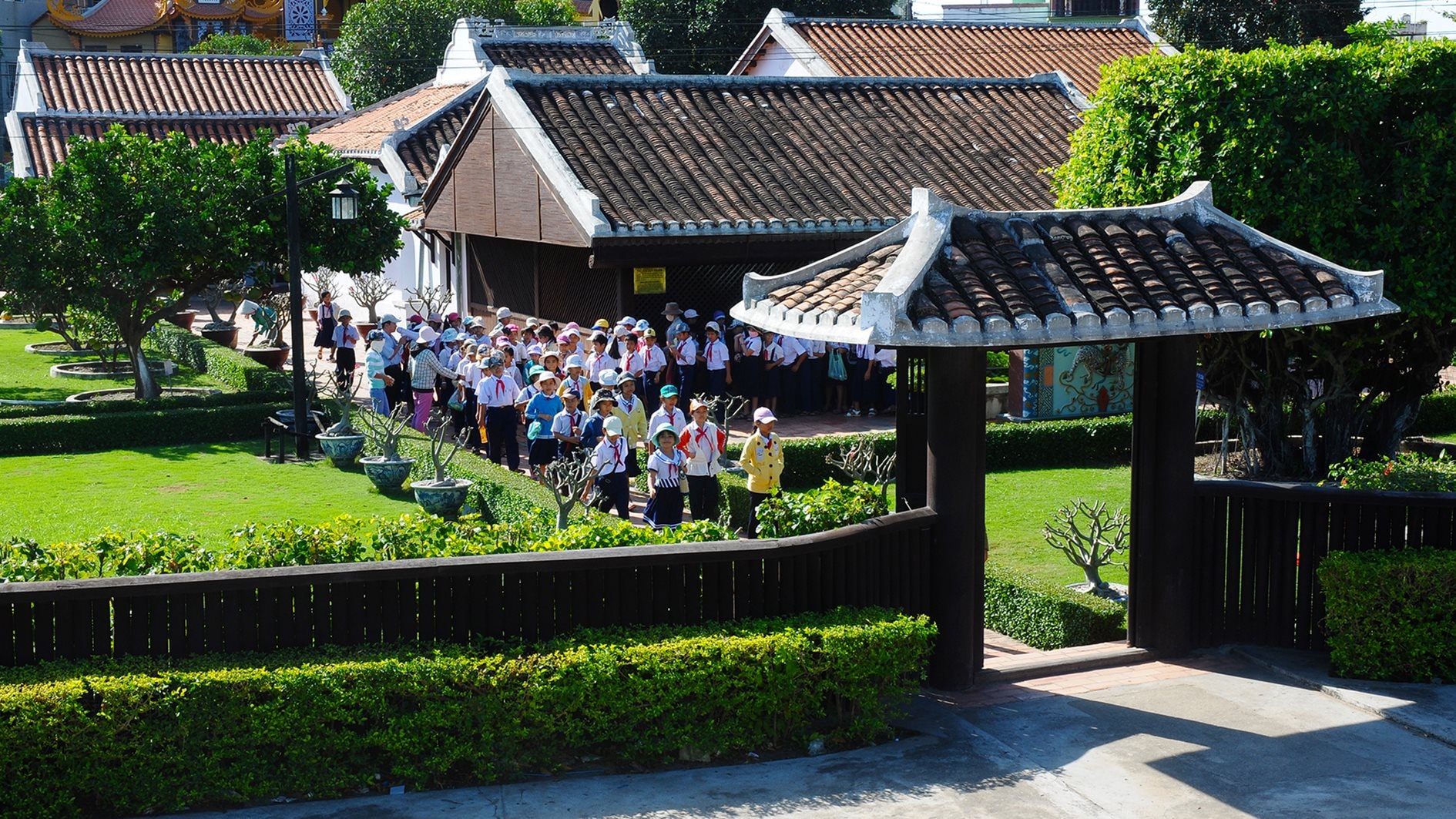 hoc-sinh-tham-quan-truong-duc-thanh-anh-n.lan-1.jpg