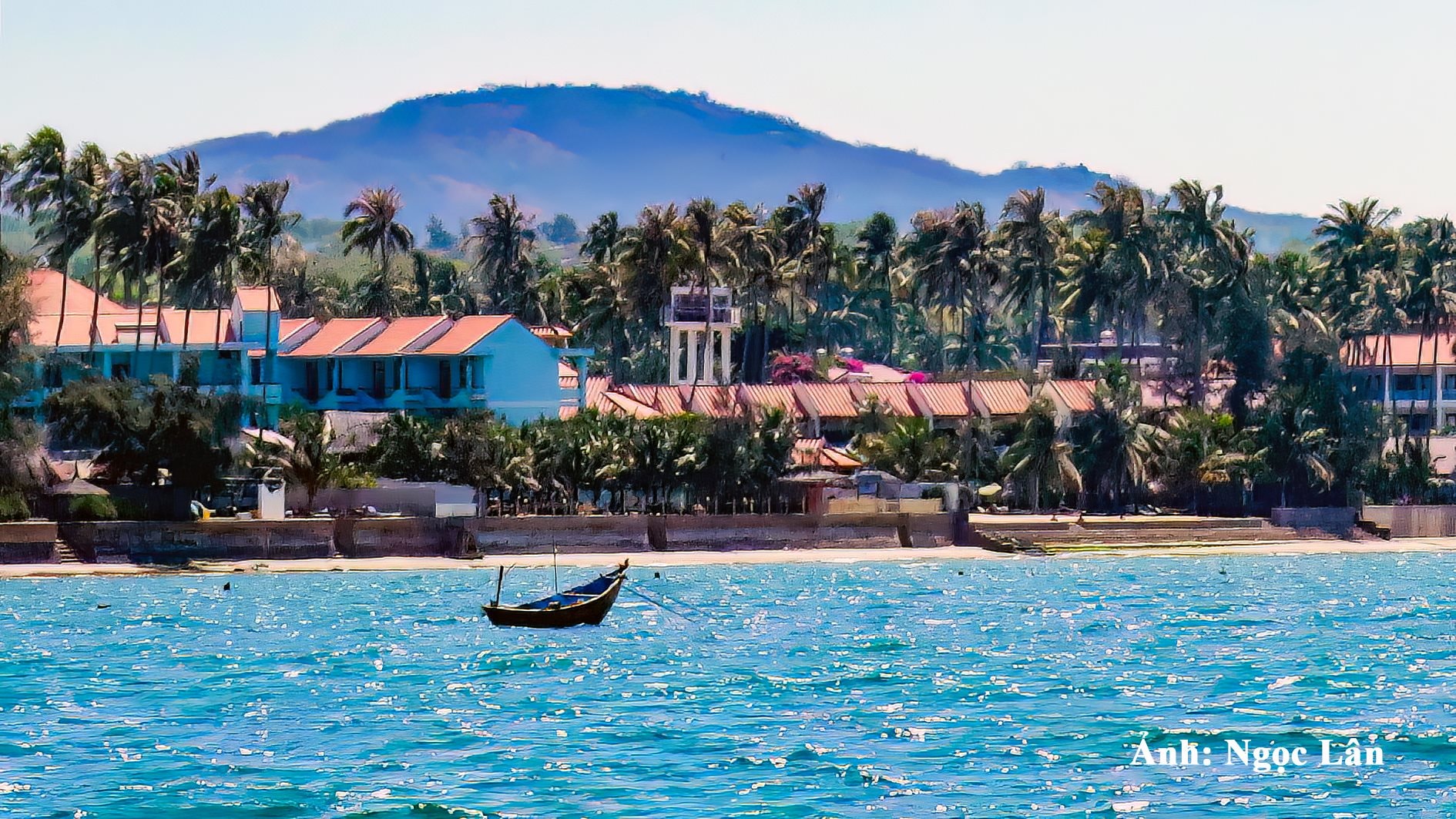 nhieu-khu-du-lich-nghi-duong-khach-san-cao-cap-nam-doc-bo-bien-mui-ne-phan-thiet-anh-n.-lan-10-.jpg