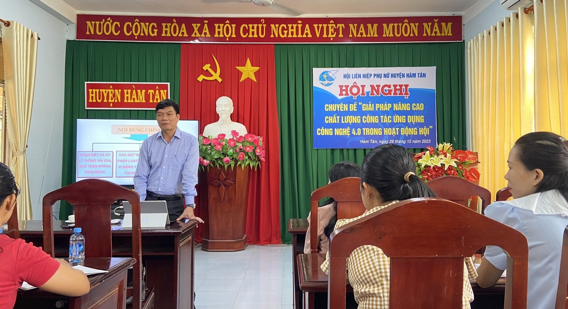 tap-huan-cntt.1.jpg