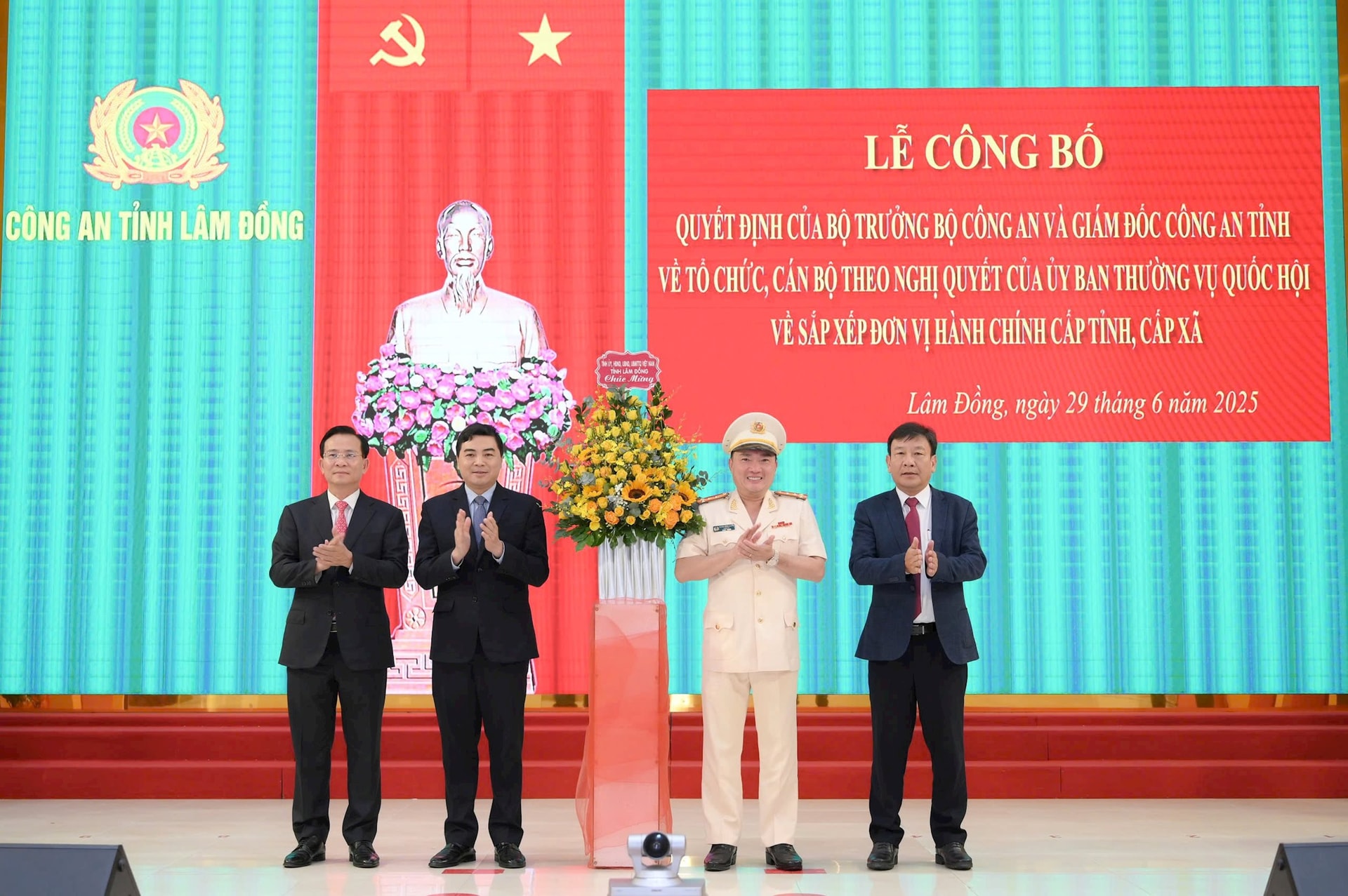 3c6cd1abb32604785d37.jpg