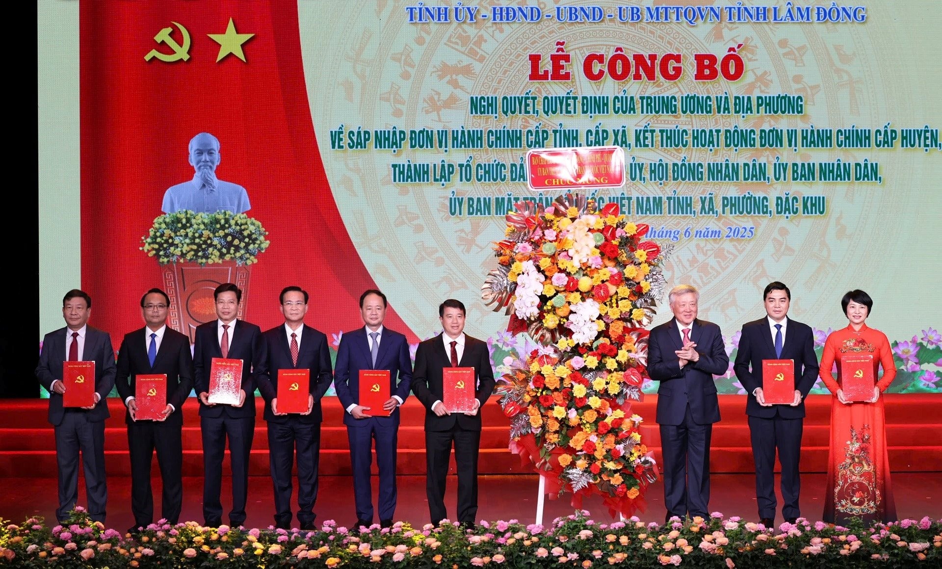 trao-quyet-dinh-cho-thuong-truc.jpg