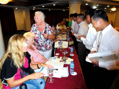 Đoàn Famtrip quốc tế khảo sát du lịch Bình Thuận