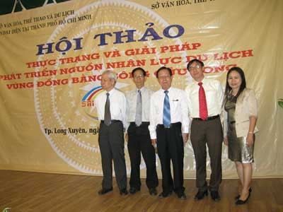 Từ Hội thảo Đào tạo nguồn nhân lực về du lịch ở đồng bằng sông Cửu Long: Nghĩ về du lịch và du lịch cộng đồng ở Bình Thuận