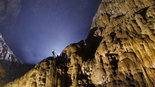 Tourism revenue soars thanks to Son Doong Cave: officials