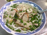 Ghé Phan Thiết ăn bánh canh chả cá