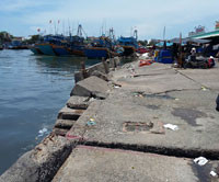 Sớm khắc phục sạt lở tại bờ kè Cảng cá Phan Thiết