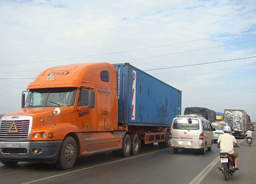 Sớm sửa chữa quốc lộ 1A qua thị trấn Thuận Nam