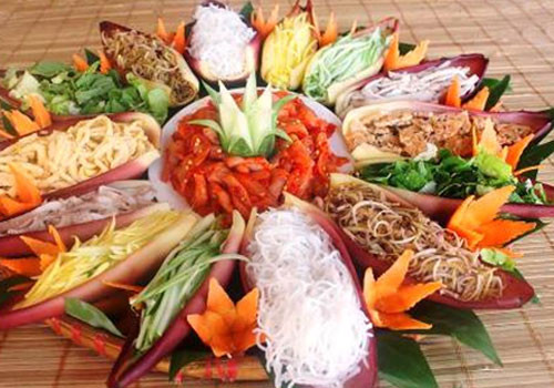 Binh Thuan’s “lau tha” recognized as 
Vietnam’s top ten special dishes