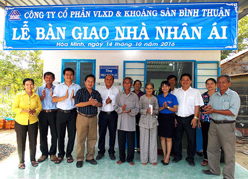 Trao nhà nhân ái nhân kỷ niệm 40 năm thành lập Báo Bình Thuận