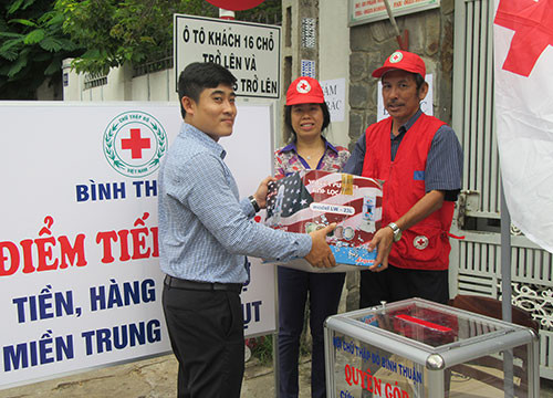 Hội Chữ thập đỏ tỉnh: Mở điểm tiếp nhận tiền, hàng cứu trợ miền Trung bị lũ lụt
