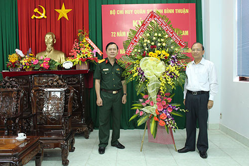 Province’s party leader visits the Provincial Military Command on 72nd founding anniversary of the Vietnam People’s Army