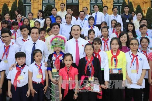 President conveys his best wishes for education sector in new school year