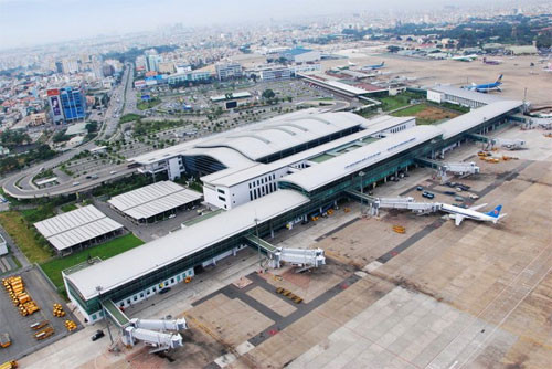 Gov’t to hire foreign consultants to evaluate expansion of Tan Son Nhat Int’l airport