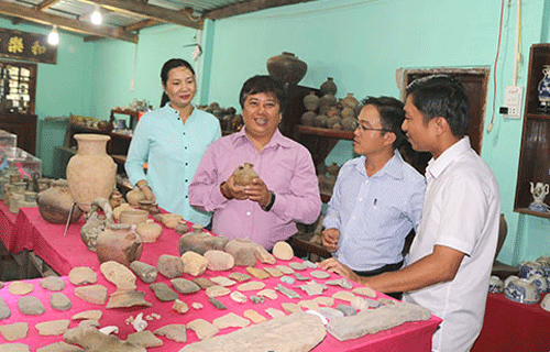 PPC conferred certificate of merit on ancient item donor Nguyen Ngoc An