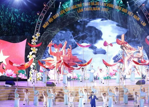 Vietnam-Laos culture, sports and tourism festival kicks off
