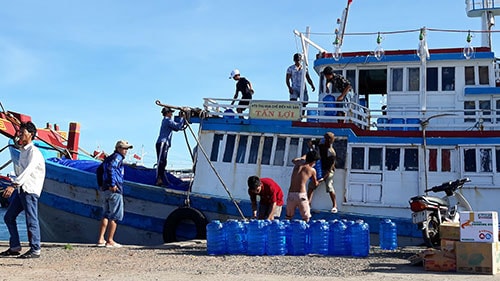 Phu Quy Fishermen start heading for the sea after typhoon Damrey  