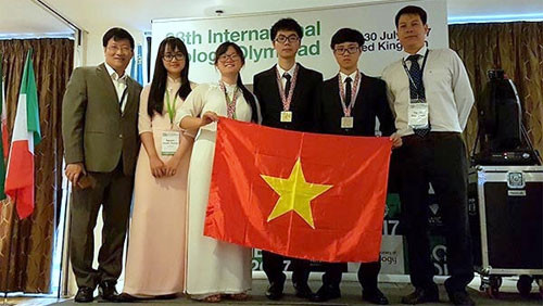 Vietnam wins four gold medals, ranks third at IMO 2017