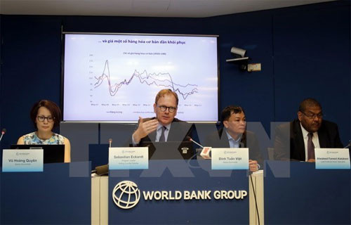 WB: Vietnamese economy sees positive changes in first half
