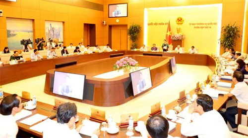 NA Standing Committee gave directions on the draft Law on Special Economic Zone 
