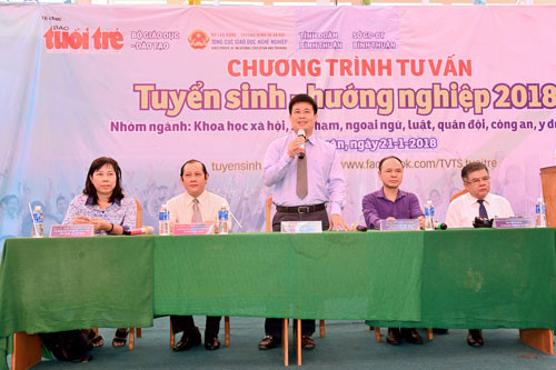 Consultation programme for university entrance held in Binh Thuan
