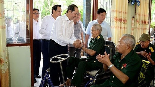 President Tran Dai Quang visits veterans care 				centre in Ba Ria-Vung Tau