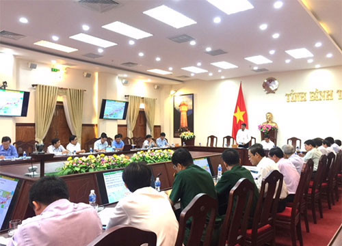 Deputy Minister of Transport urges  Binh Thuan authority to speed up the express railway project