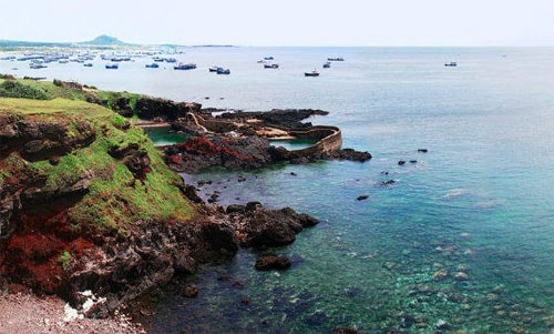 Phu Quy hailed as one of the most beautiful islands in the East Sea 