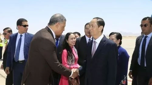 President Tran Dai Quang begins State visit to Egypt