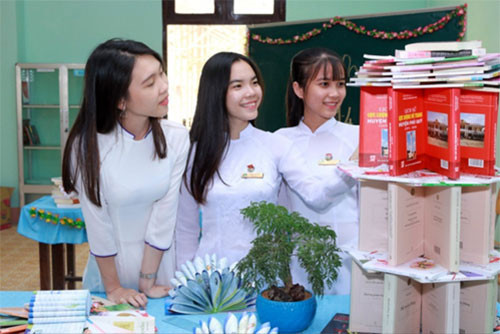 Phu Quy students celebrate “Book and Reading Culture Week”