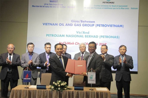 Oil corporations of Vietnam, Malaysia sign gas deal