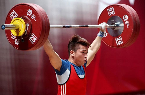 Asiad: Vietnam wins silver medals in wushu, weightlifting