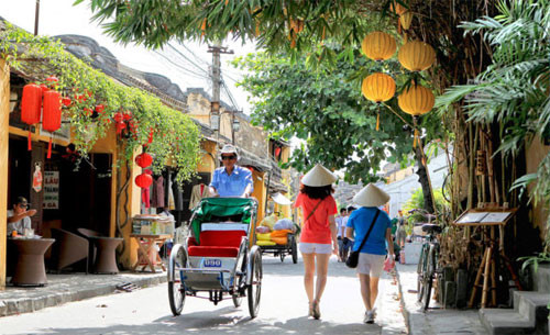 Roadshow promotes Vietnam tourism in India