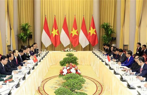 Vietnam, Indonesia Presidents look to lift two-way trade to 10 billion USD