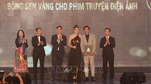 Film on traditional theatre genre of ‘cai luong’ wins Golden Lotus Award