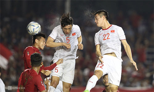 Vietnam beat Indonesia 3-0 to claim historic SEA Games gold medal