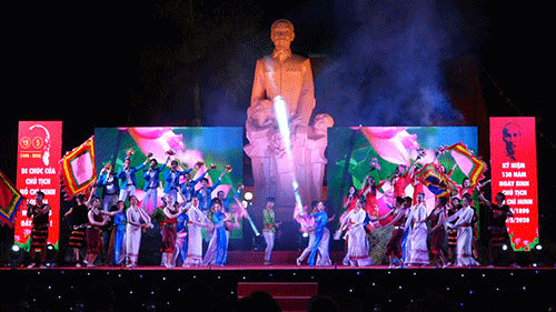 Art program to commemorate birthday of President Ho Chi Minh