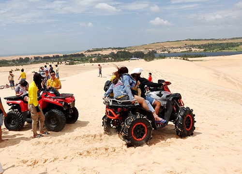 Bau Trang welcomes nearly 40,000 turns of visitors
