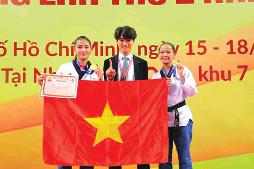 Two golden girls of Binh Thuan join Asian Taekwondo Poomsae Championship 2020 in Lebanon