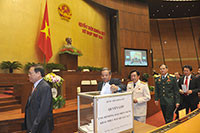 Ngày hoạt động đầu tiên của Đoàn ĐBQH tỉnh Bình Thuận tại kỳ họp thứ 2 Quốc hội khóa XIV