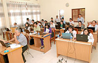 105 thí sinh tham gia hội thi tác nghiệp trên mạng máy tính