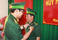Đảng bộ Bộ đội Biên phòng tỉnh: Trao huy hiệu 30 năm tuổi Đảng cho đảng viên