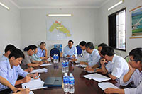 Phó Chủ tịch UBND tỉnh Phạm Văn Nam kiểm tra thực tế tiến độ thực hiện các dự án thủy lợi phía nam