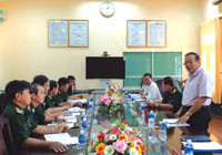 Đồng chí Huỳnh Thanh Cảnh làm việc với Đảng ủy Bộ đội Biên phòng: Ngăn chặn tình trạng ngư dân đánh bắt trái phép trên vùng biển nước ngoài