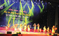 Bình Thuận tham dự Liên hoan âm nhạc Khu vực miền Nam Trung bộ và Tây nguyên: Nhạc sĩ Đinh Trung Hà đoạt giải B với ca khúc Vũ điệu cồng chiêng